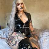 g0thschlampe from onlyfans