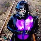 heavyrubberette_free from onlyfans