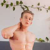 hornpeach from onlyfans