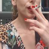 smokingmom from onlyfans
