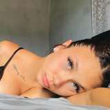 ojitosverdescat from onlyfans