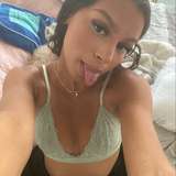 yasmiiine from onlyfans