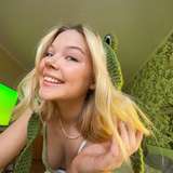 461618712168902656 from fansly