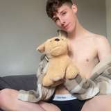 leosummersthetwink from onlyfans