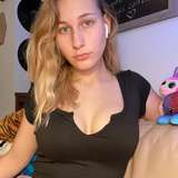 val_papillon from onlyfans