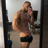 v4lenci from onlyfans