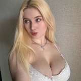 710857809117327360 from fansly