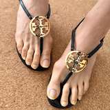 598066866245611520 from fansly